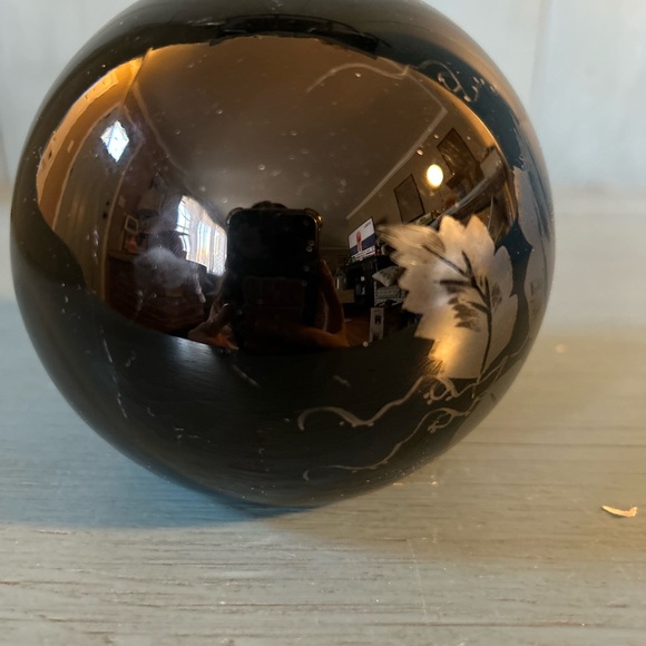 Fenton Black Ebony Amethyst Bowl Vase HP Silver Floral Poppies Signed Vintage - Picture 4 of 8